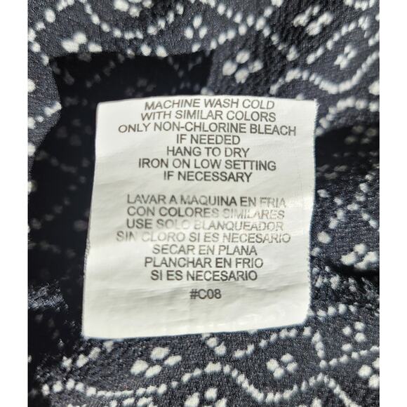 Meraki Women’s L Cold Shoulder Black Top Cream Floral Flutter Sleeves Cape Back - Picture 16 of 16